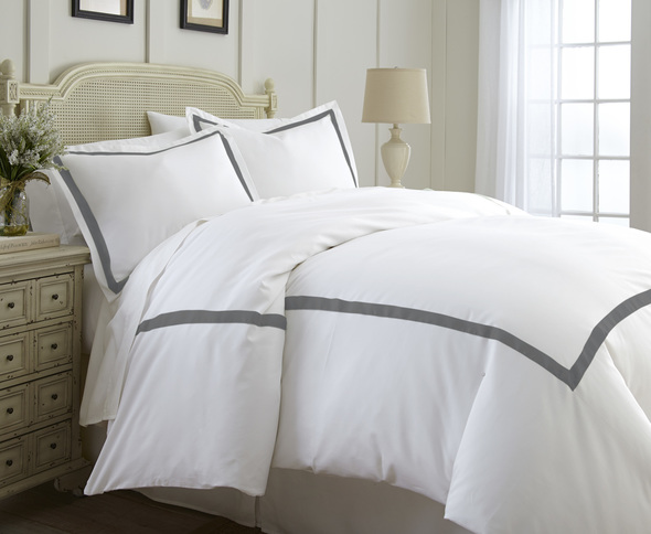white and grey bed sheets Amrapur