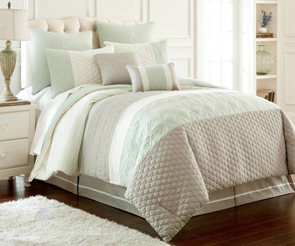 white queen bed comforter Amrapur