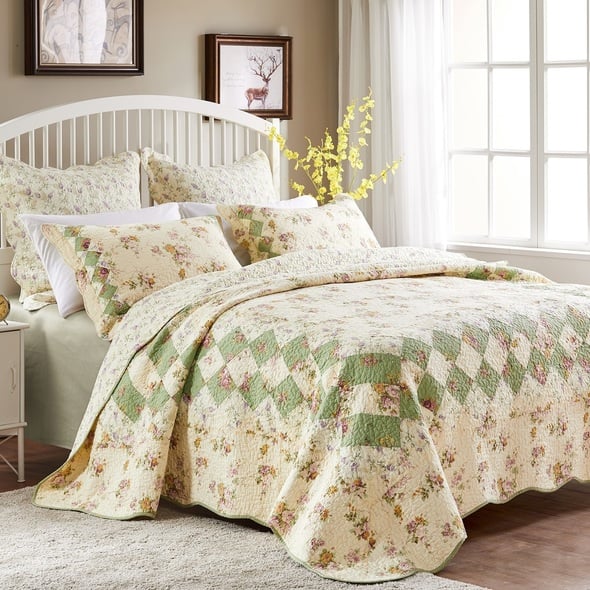 grey quilt sets Greenland Home Fashions Quilt Set Quilts-Bedspreads and Coverlets Ivory