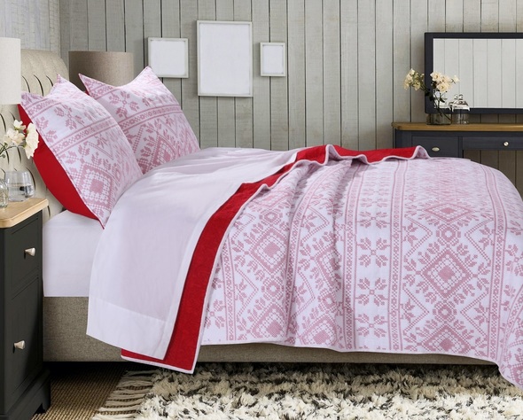 twin size bedspread size Greenland Home Fashions Quilt Set White