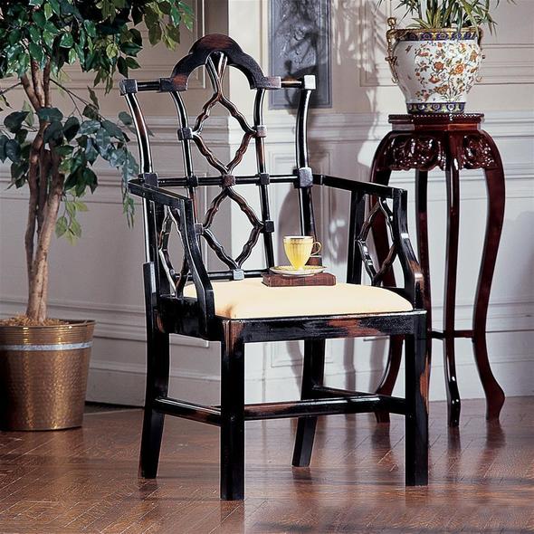 small table with four chairs Toscano Furniture > Furniture Blowout