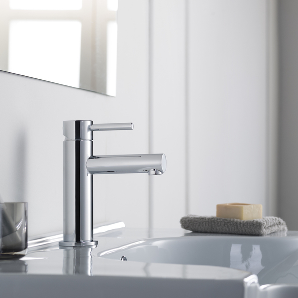 single handle sink faucet Blossom