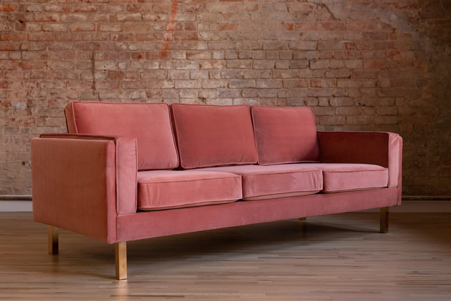 Edloe Finch 3 Seater Sofa Sofas and Loveseat Fabric color: Blush pink velvet Contemporary
