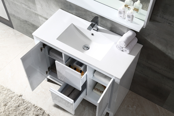 antique sink vanity Fresca White Modern