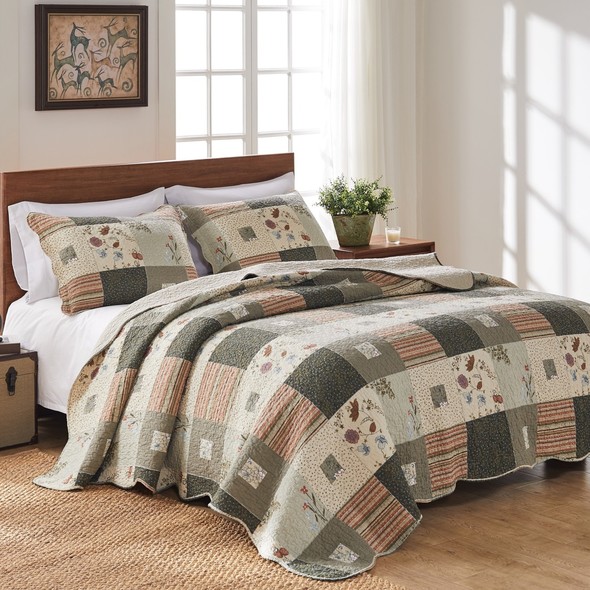 bed and bag comforter sets Greenland Home Fashions Quilt Set Multi