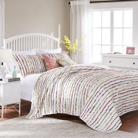 gray bedspread sets Greenland Home Fashions Quilt Set Multi