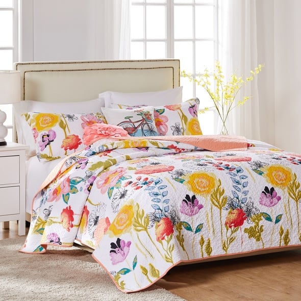 king bed bed sheets Greenland Home Fashions Bonus Set White