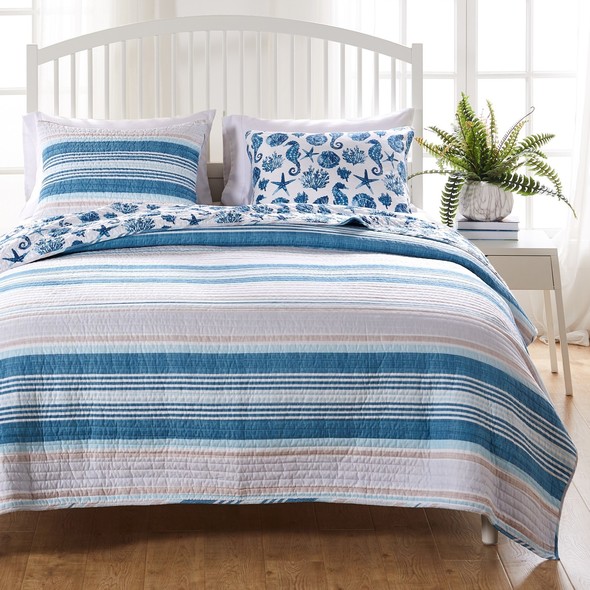 grey coverlet set Greenland Home Fashions Quilt Set Blue