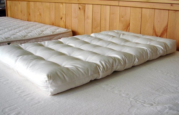 best cot bed mattress for newborn Holy Lamb Organics Cozy Buns Organic Baby Baby and Kids Mattresses